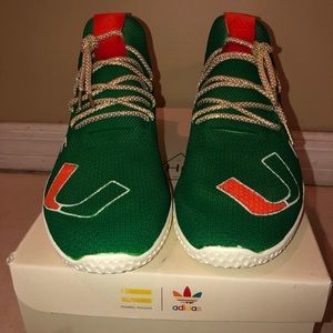 SIZE 11 MEN UNIVERSITY OF MIAMI ADIDAS SHOES